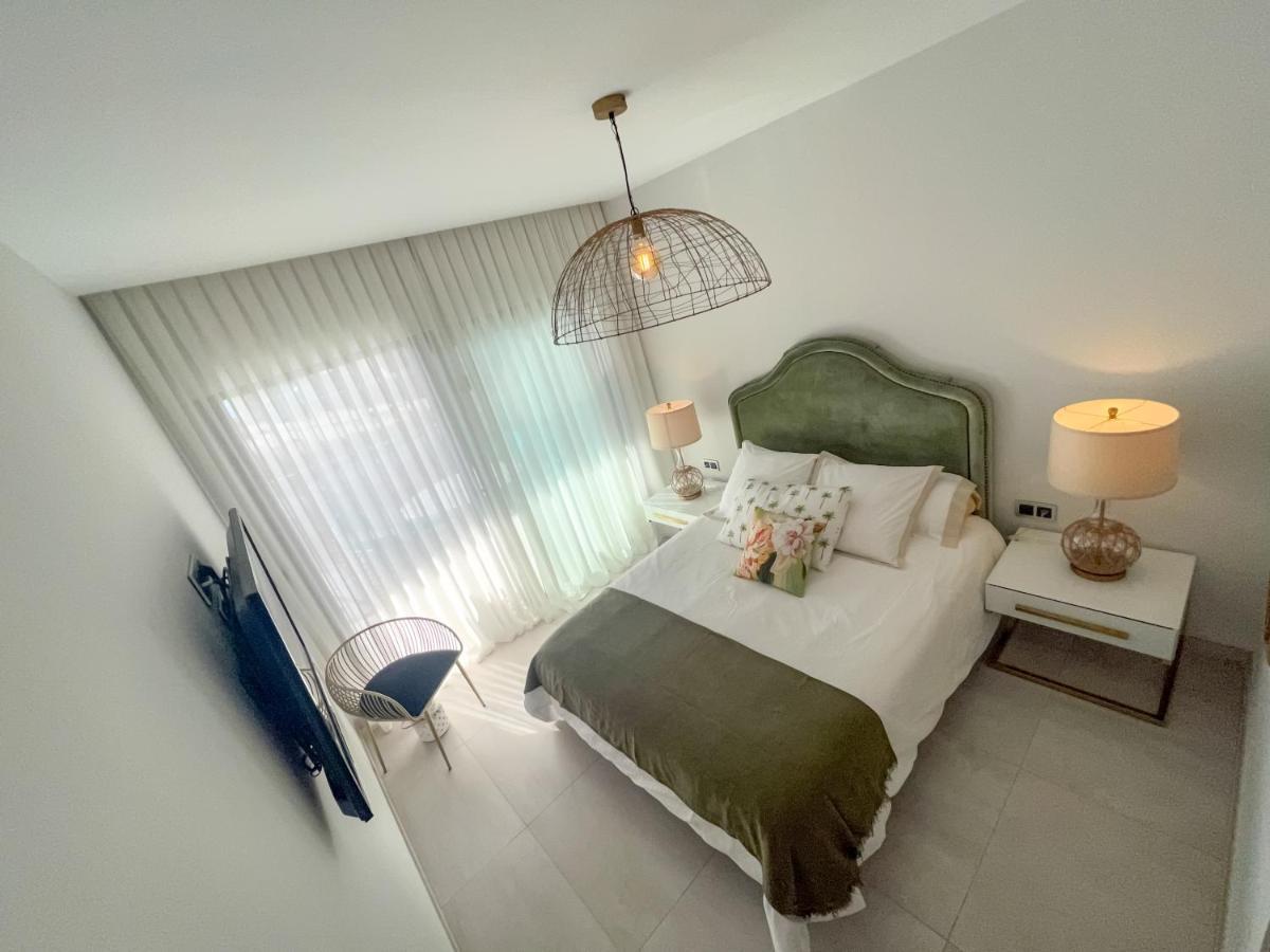 Sunset Waves 3 Benidorm Apartment Bagian luar foto